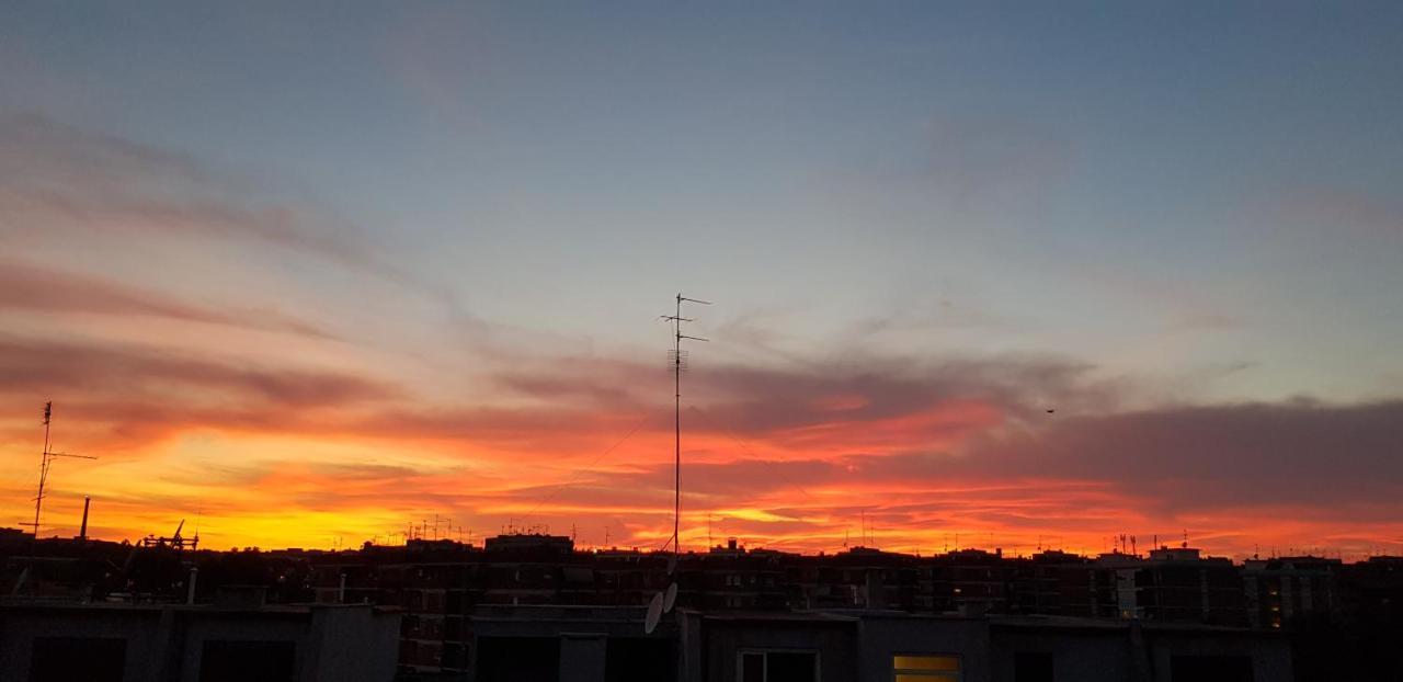 Casa Di Libri - Delizioso Appartamento A 10 Min Da Trastevere Roma Ngoại thất bức ảnh