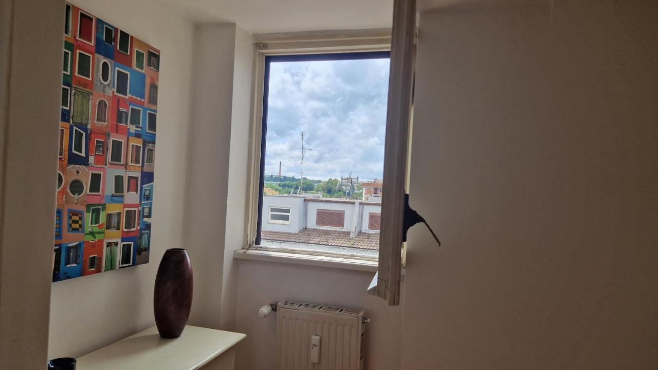 Casa Di Libri - Delizioso Appartamento A 10 Min Da Trastevere Roma Ngoại thất bức ảnh